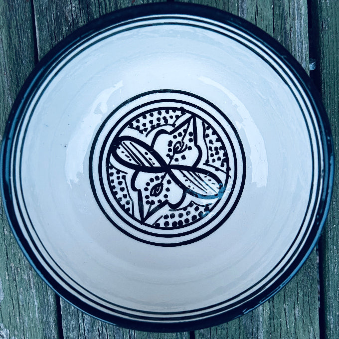 Marockansk skål svart traditionellt mönster