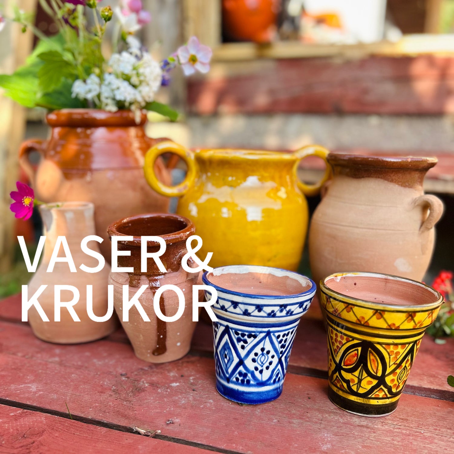 Vaser, krukor och trädgårdsurnor i marockansk keramikr och vaser