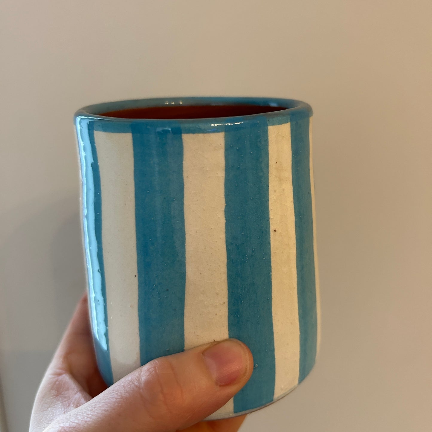 Randig liten vas - vit & blå