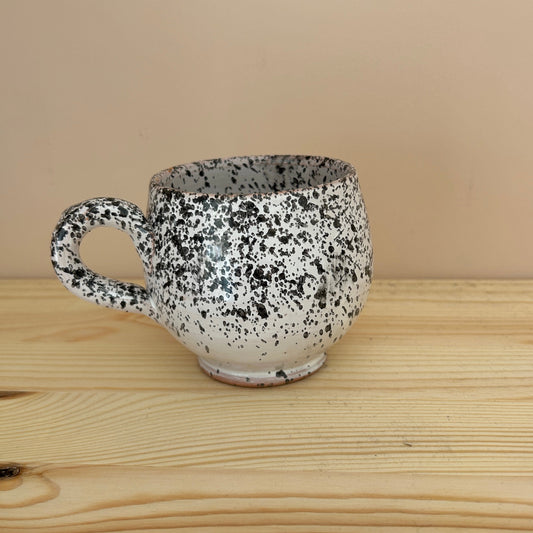 Mugg med öra - svart