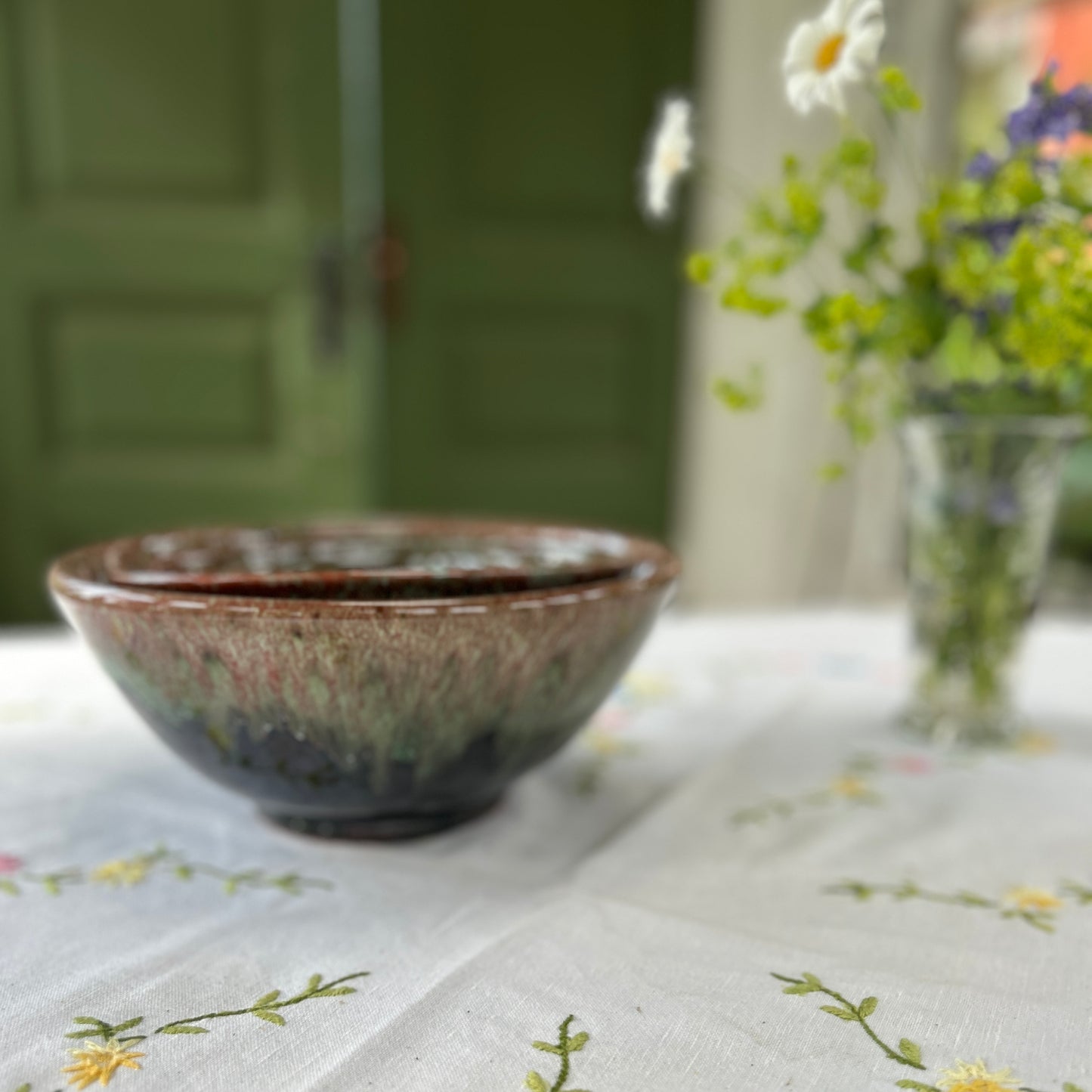 Brungröna keramikskålar från Marocko 