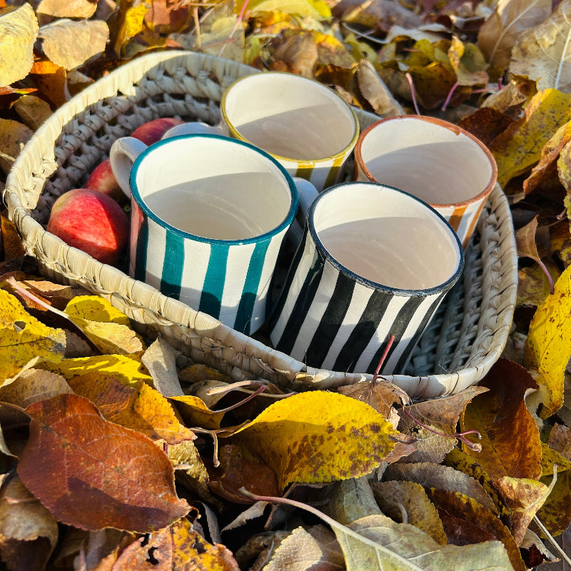 Randiga handmålade muggar från Marocko