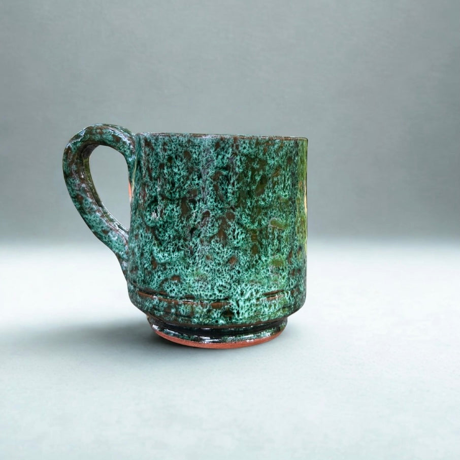 handgjord mugg smaragdgrön